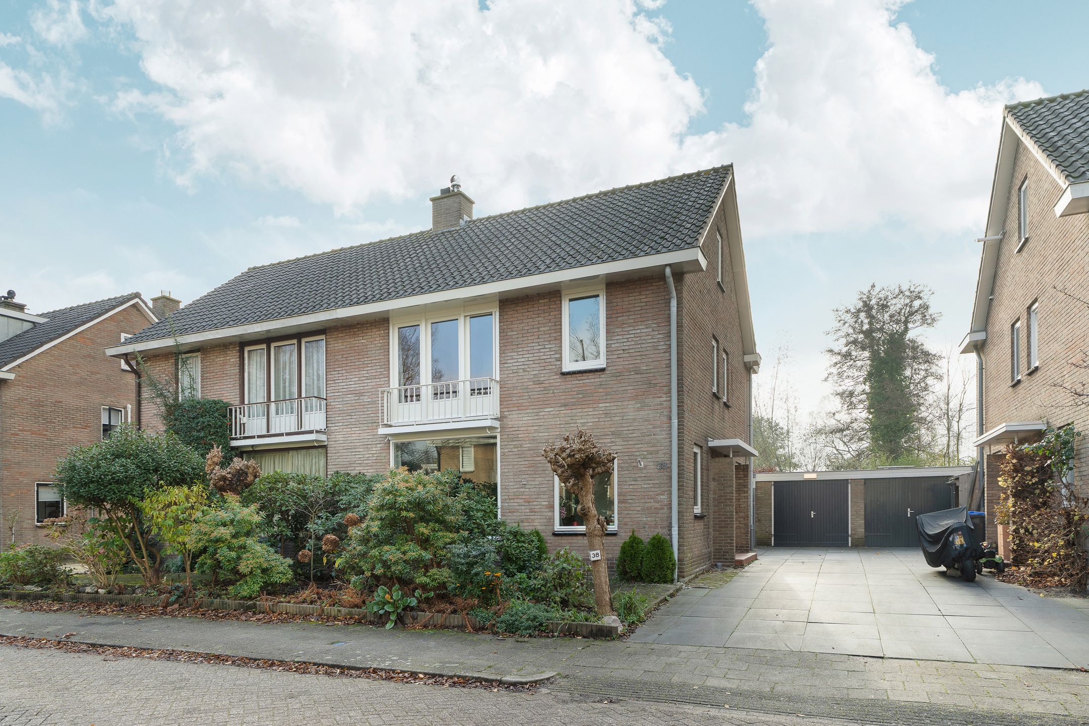 Photo 6 of Voorburgstraat 38