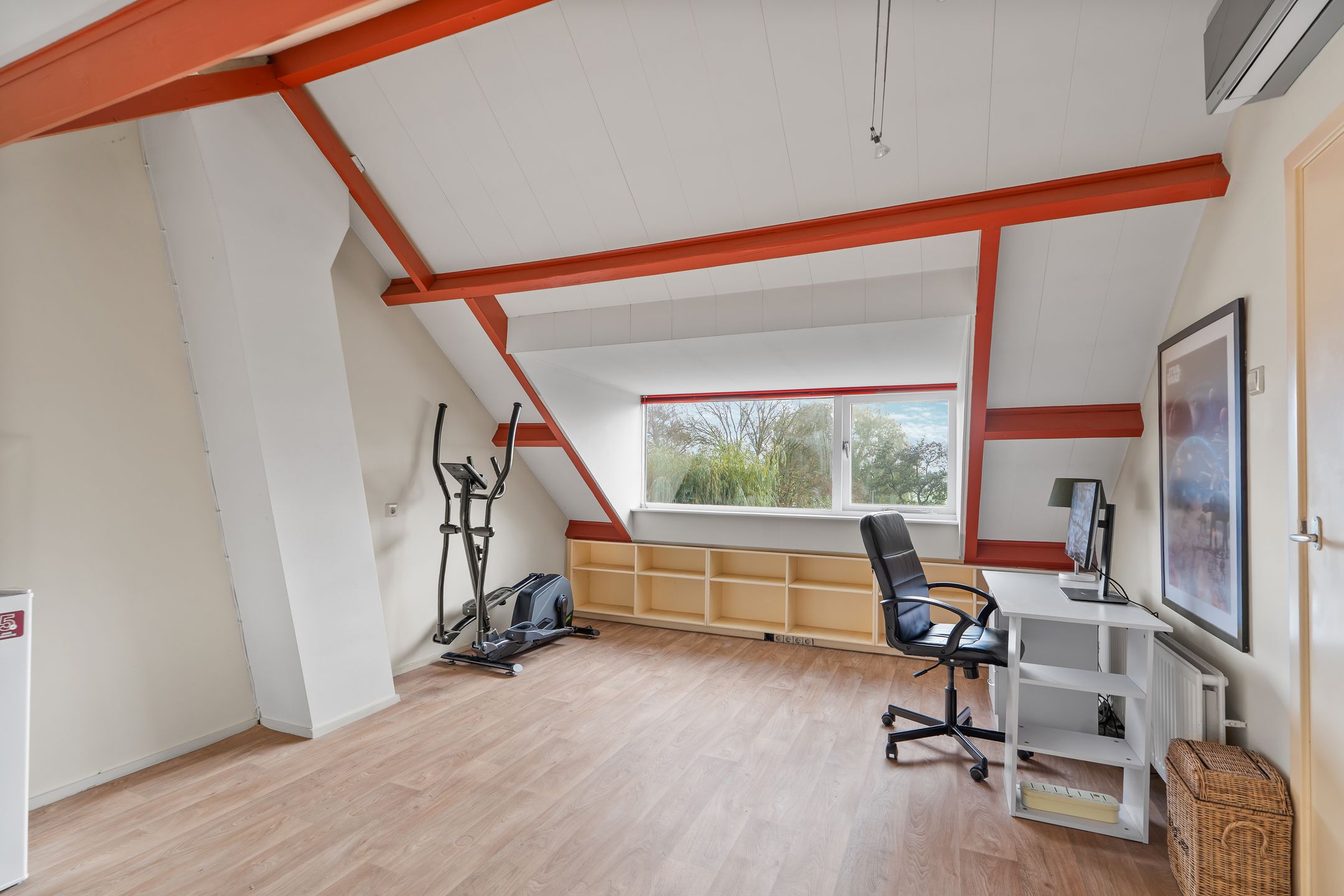 Photo 36 of Voorburgstraat 38