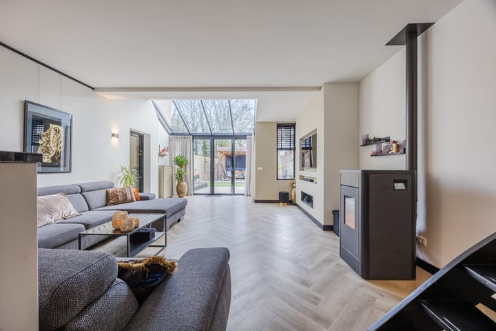 Foto 2 van Valkenhorst 7