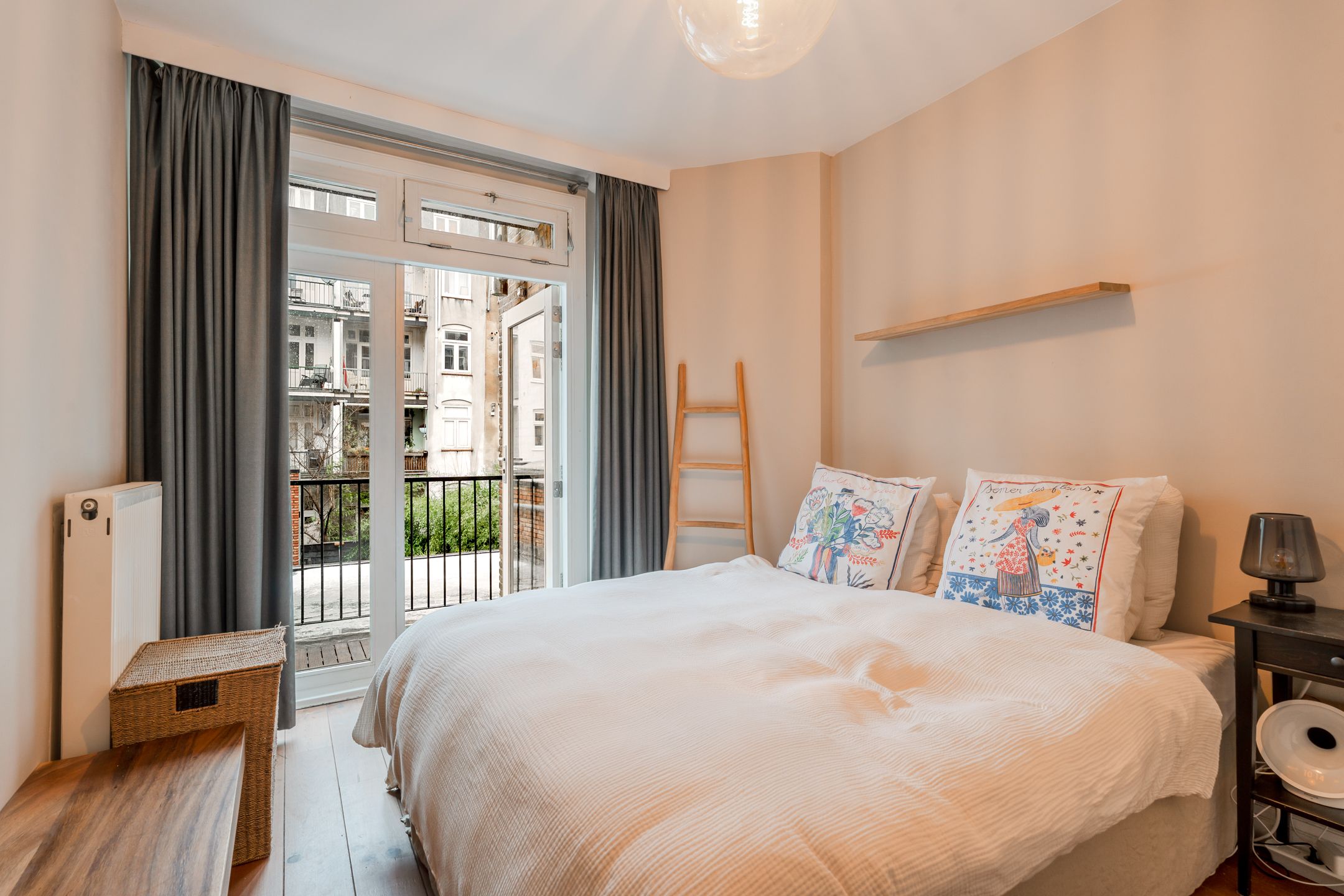 Foto 18 van Karel du Jardinstraat 15-1