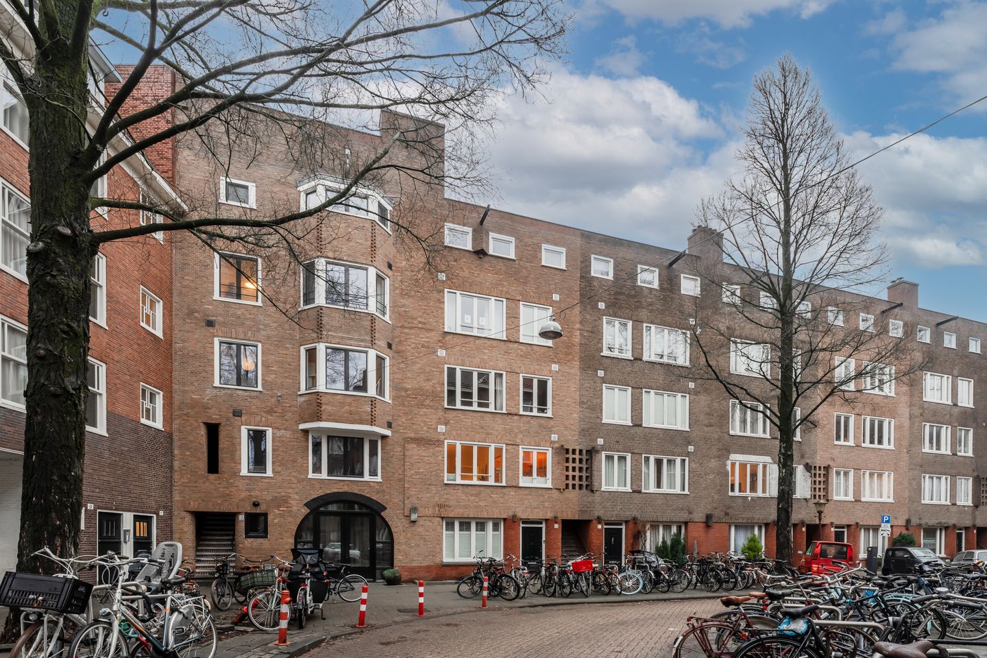 Foto 29 van Karel du Jardinstraat 15-1