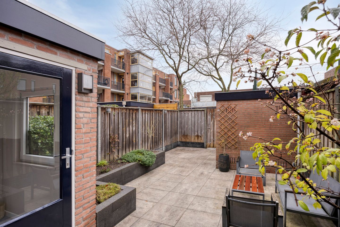 Photo 25 of Jonkerstraat 10