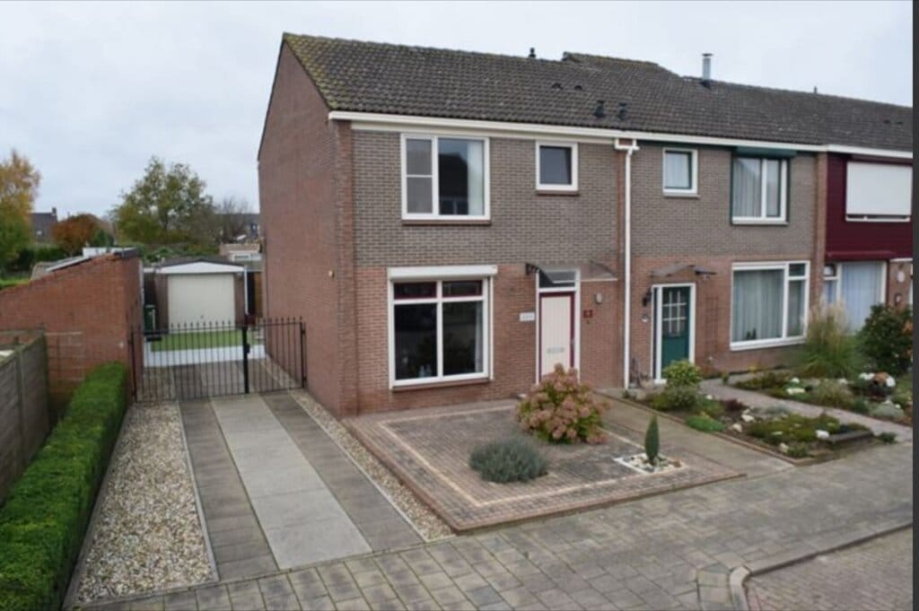 Foto 1 van I.C. van der Lindestraat 1