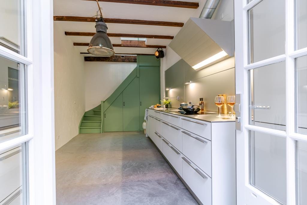 Photo 5 of Doezastraat 10-B