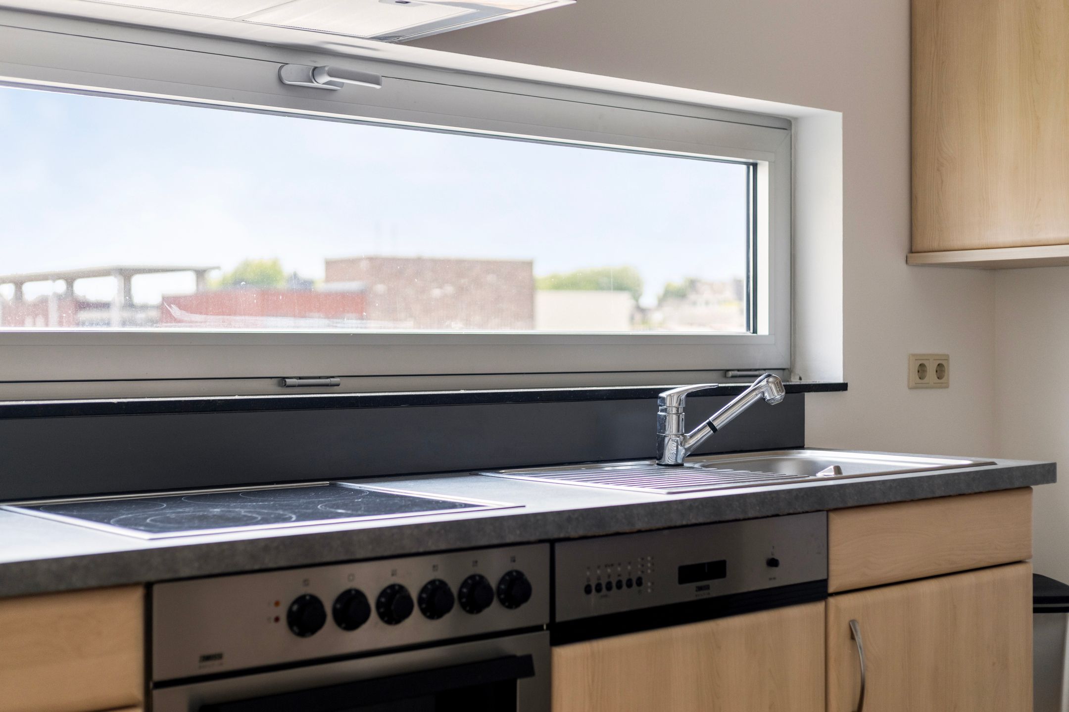 Foto 15 van Herdenkingsplein 50-D