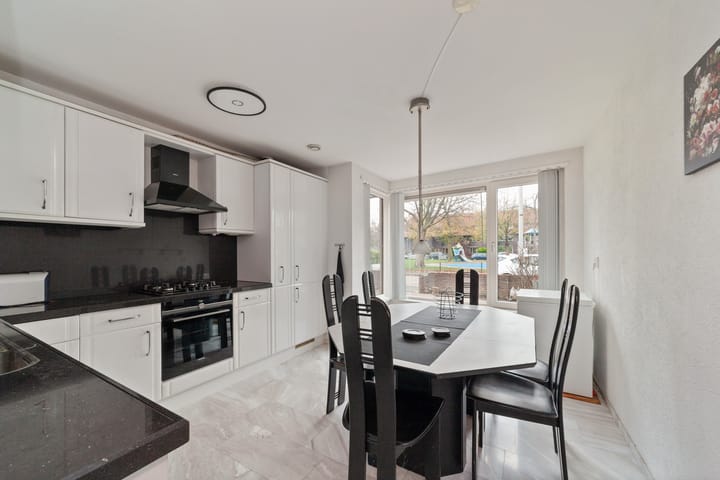 Foto 14 van Wethouder Fischerplantsoen 1