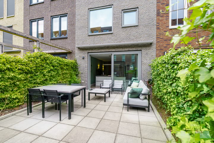 Foto 29 van Van Leeuwenhoekpark 52