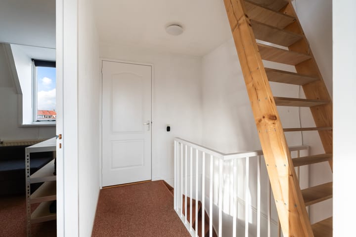 Photo 25 of van Alkemadestraat 23