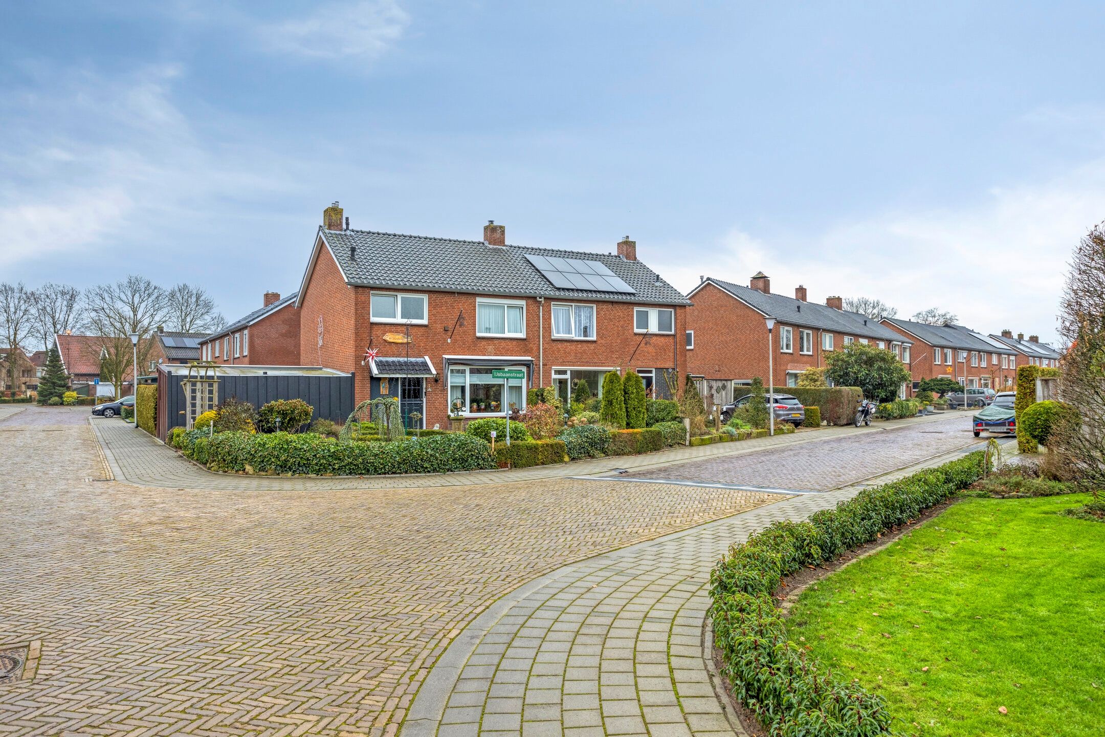 Foto 36 van IJsbaanstraat 5