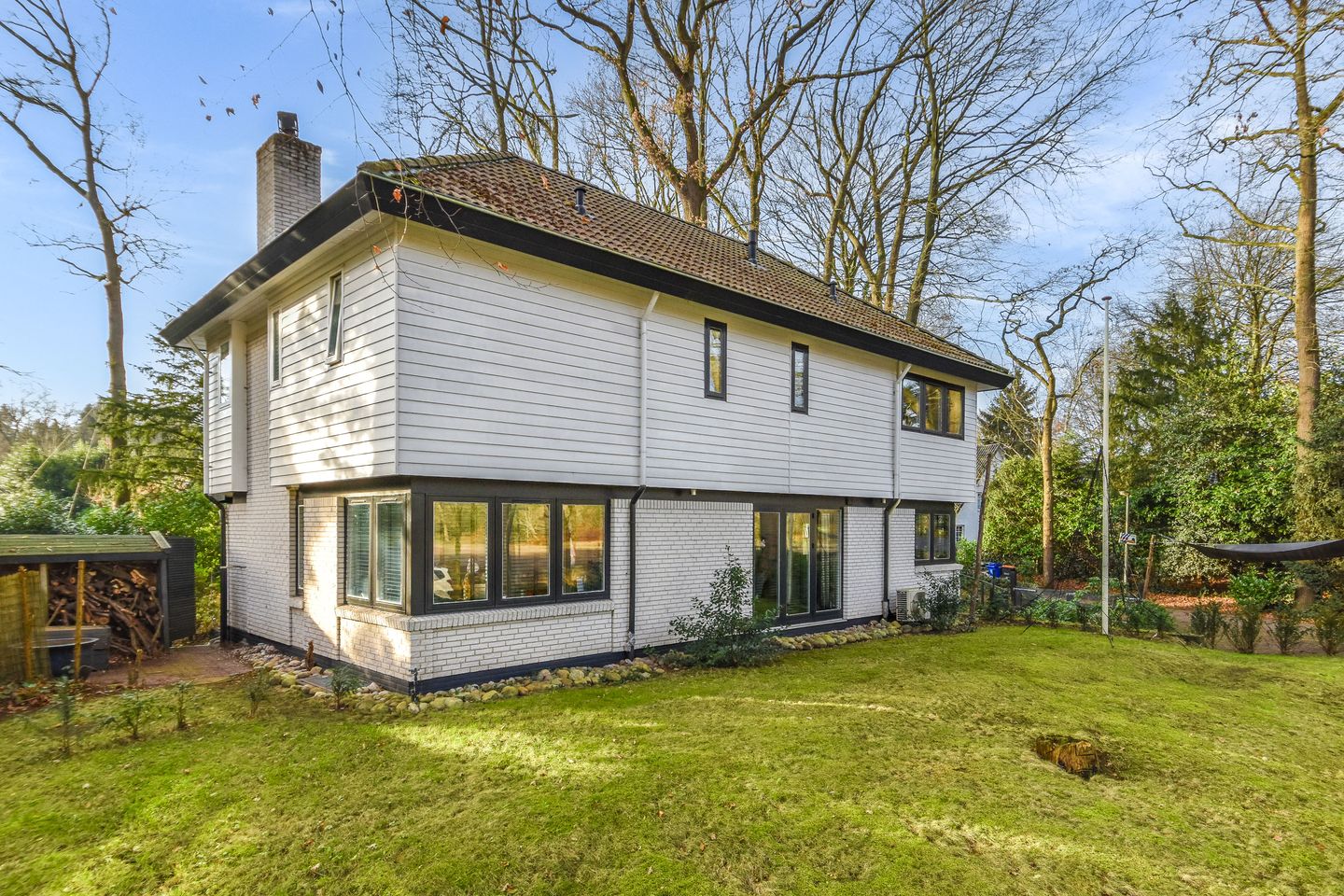 Foto 1 van Rozenlaantje 1