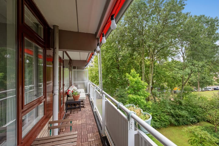 Photo 14 of Roland Holstlaan 870