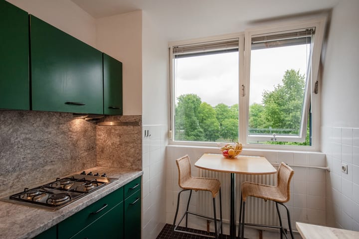 Photo 22 of Roland Holstlaan 870