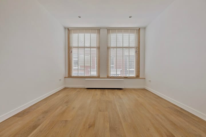 Foto 12 van Langestraat 17-B