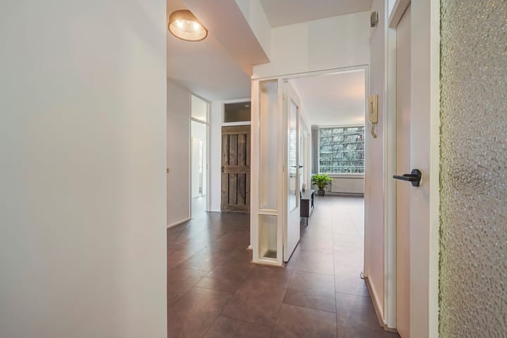 Foto 14 van Uitgeeststraat 50