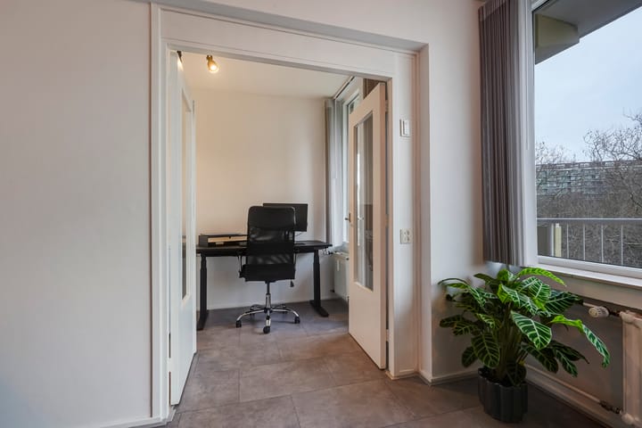 Foto 19 van Uitgeeststraat 50