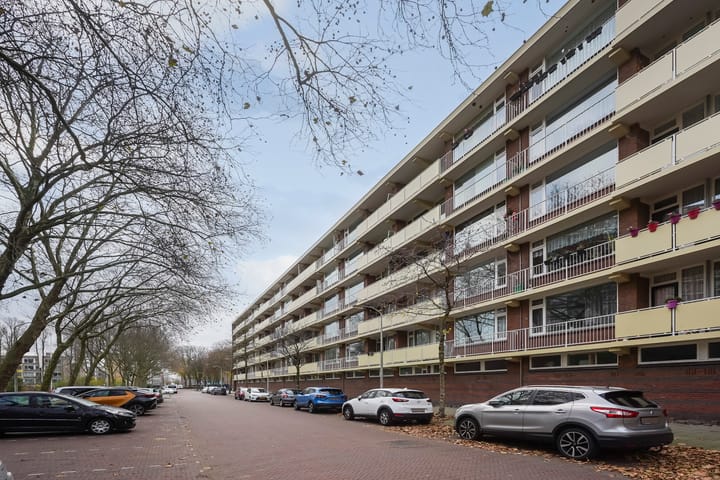 Foto 38 van Uitgeeststraat 50