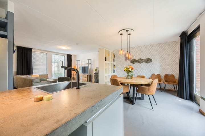 Foto 3 van Liesmortel 1-B