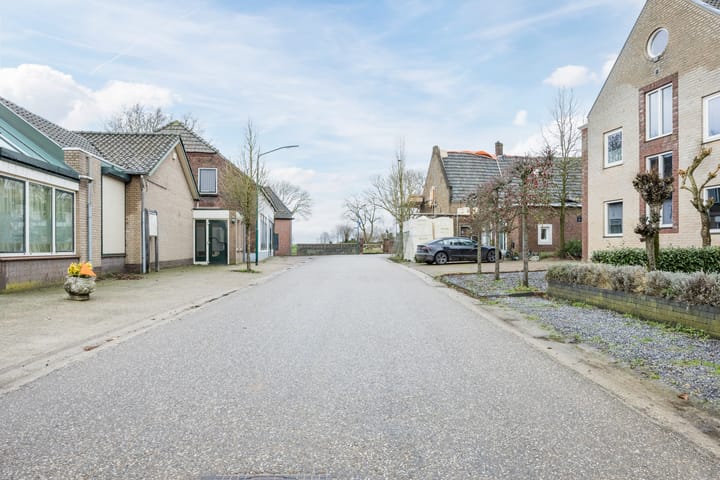 Foto 33 van Liesmortel 1-B