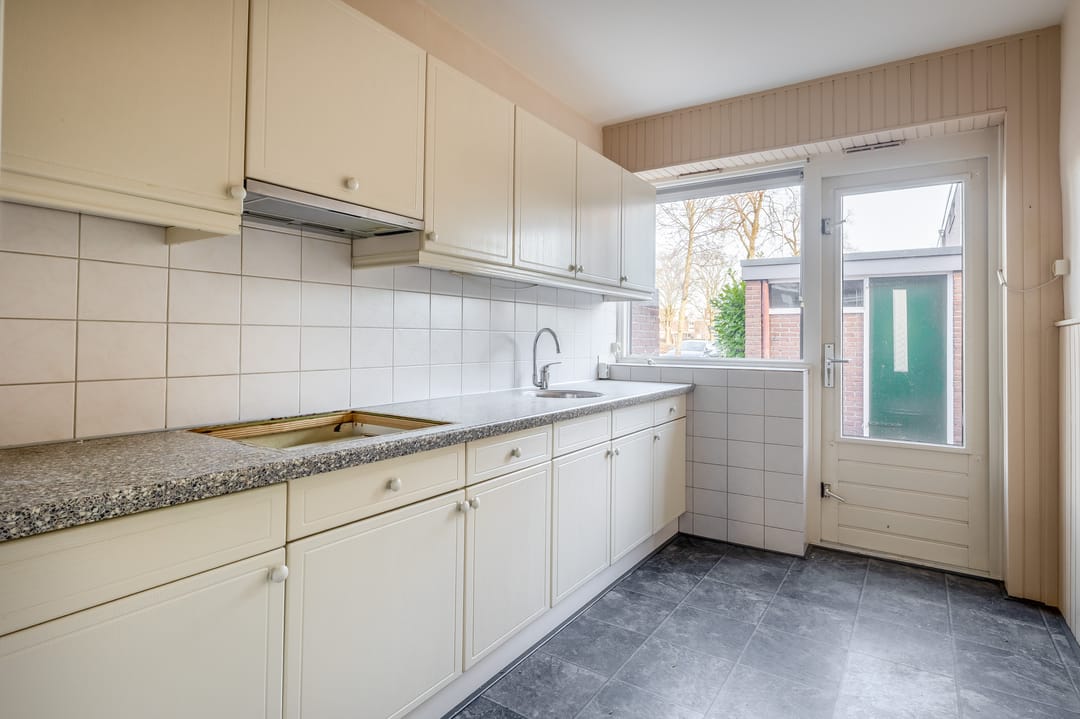 Photo 11 of Albardastraat 40