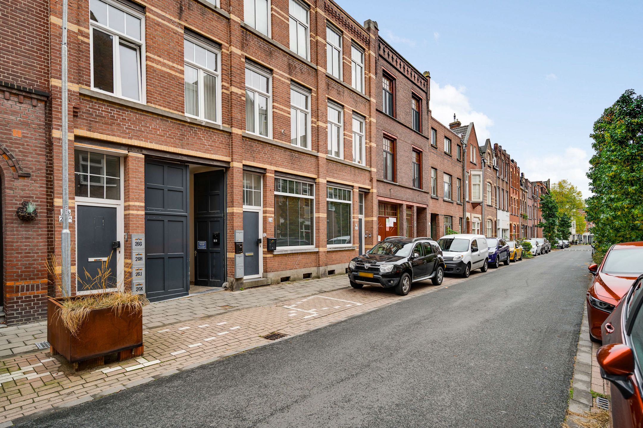 Photo 3 of Helbeek 26-B