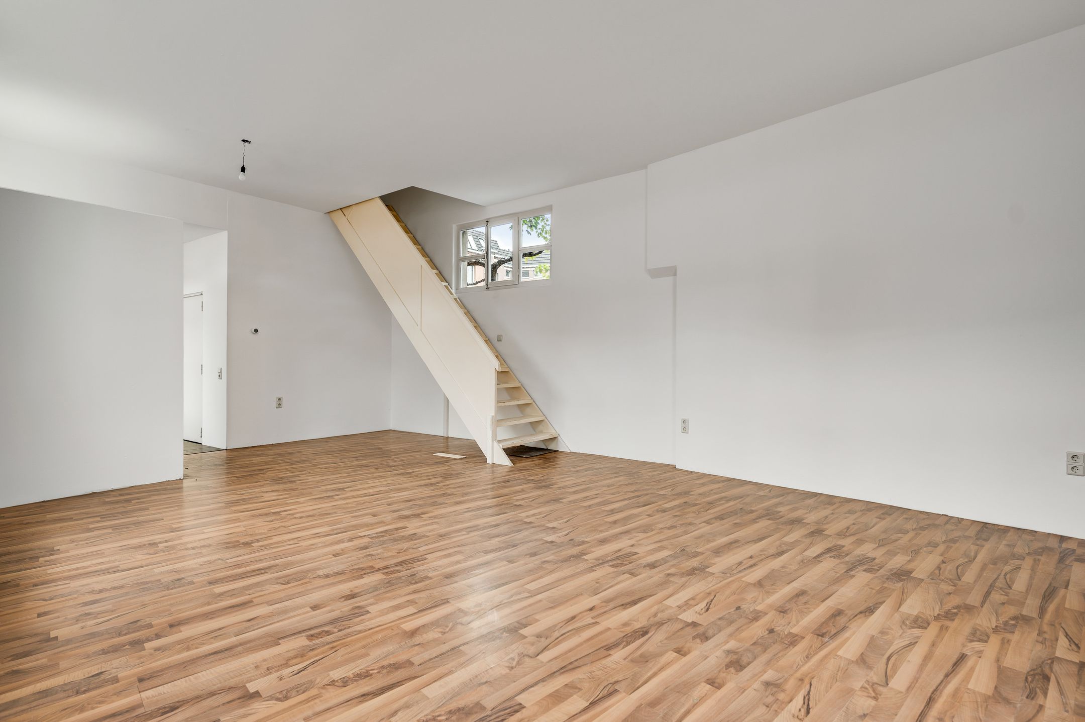 Photo 9 of Helbeek 26-B