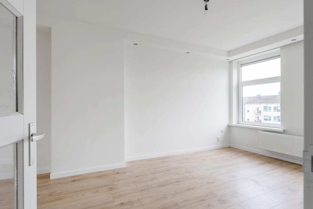 Photo 7 of Hogenbanweg 112-D