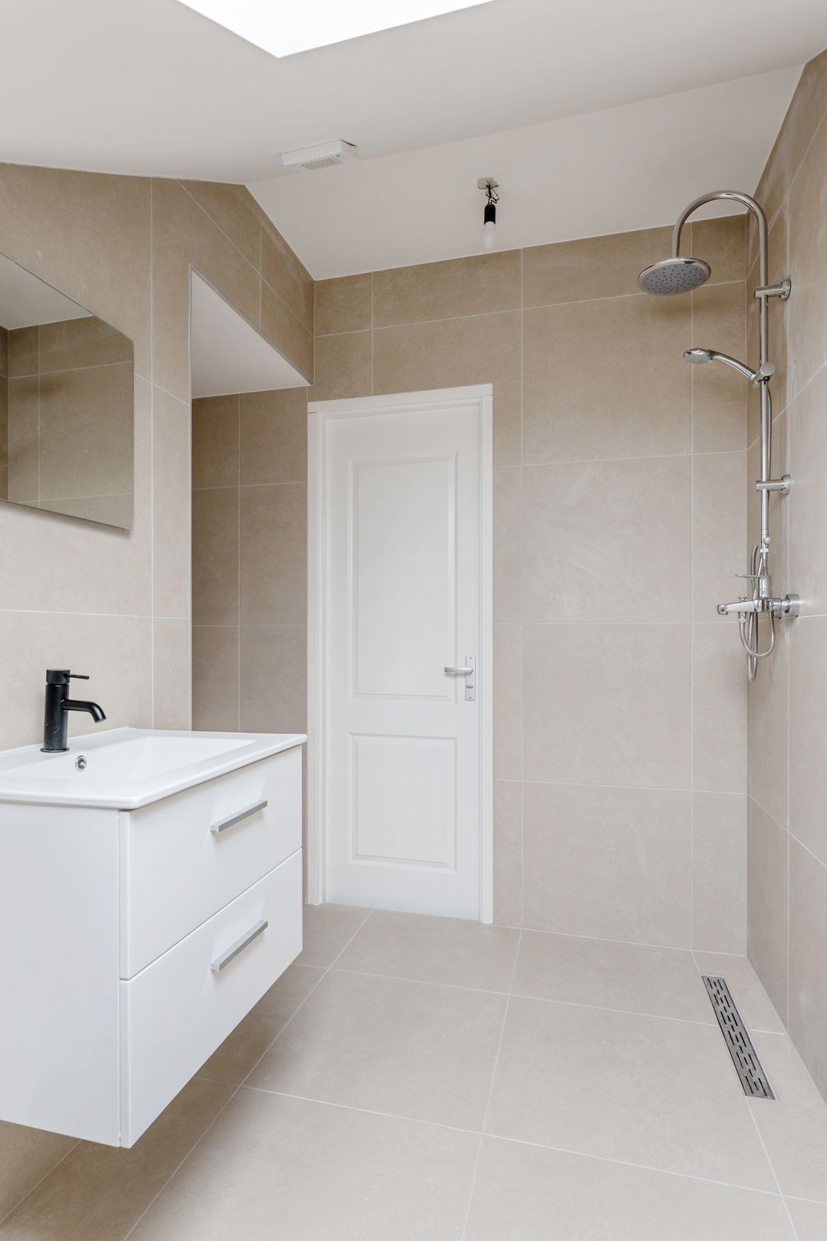 Photo 20 of Hogenbanweg 112-D