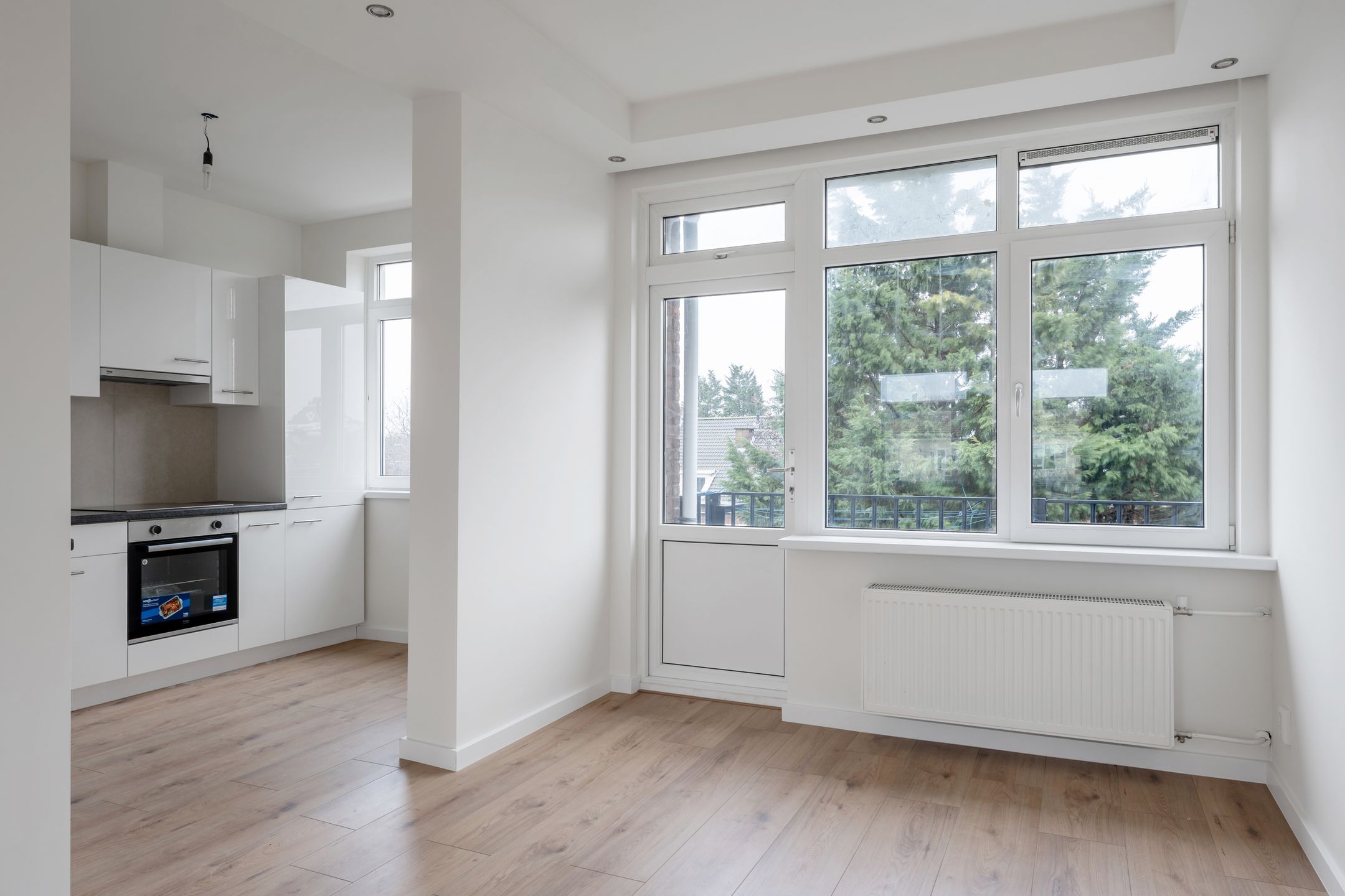 Photo 9 of Hogenbanweg 112-D