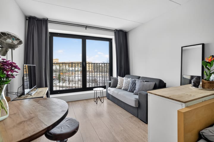 Photo 6 of Welnastraat 287