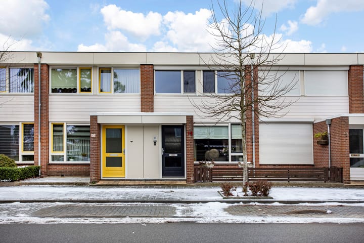 Lindenhorst 15 main image