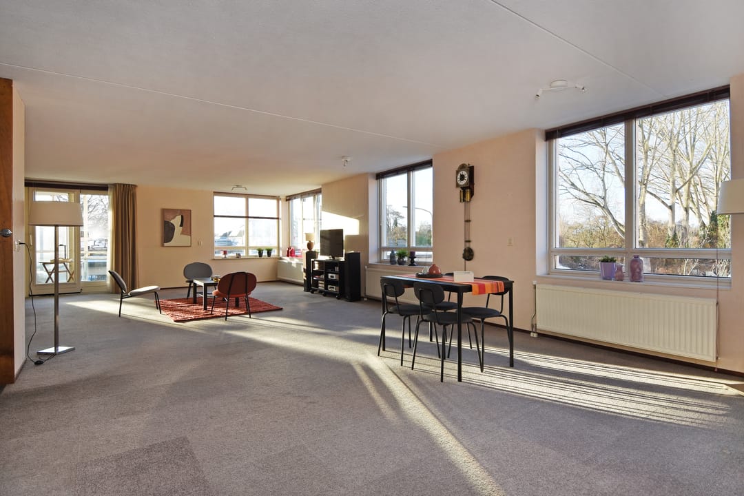 Foto 2 van Letland 8