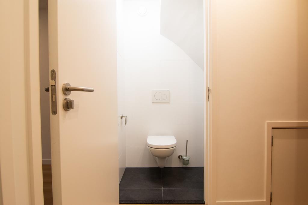 Photo 14 of Burmanstraat 29-1