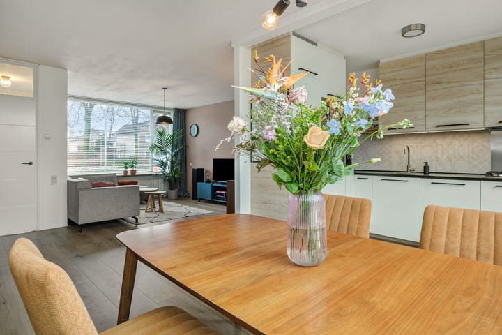 Photo 10 of Raadhuisstraat 102