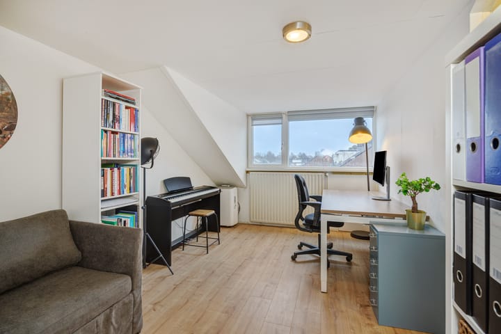 Photo 26 of Raadhuisstraat 102