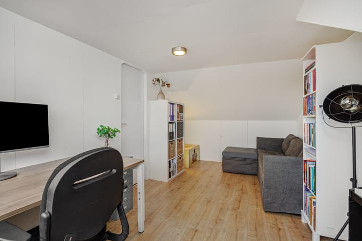 Photo 27 of Raadhuisstraat 102