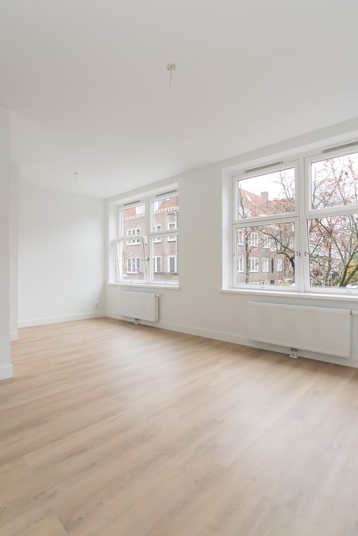 Photo 6 of Nickeriestraat 46-1