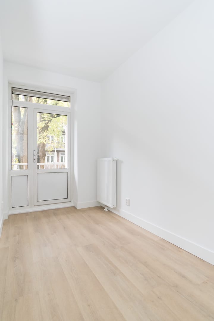 Photo 14 of Nickeriestraat 46-1