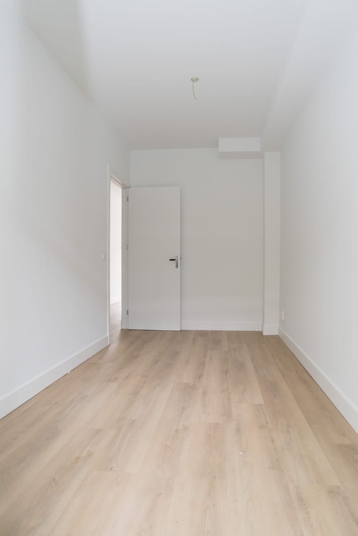 Photo 16 of Nickeriestraat 46-1