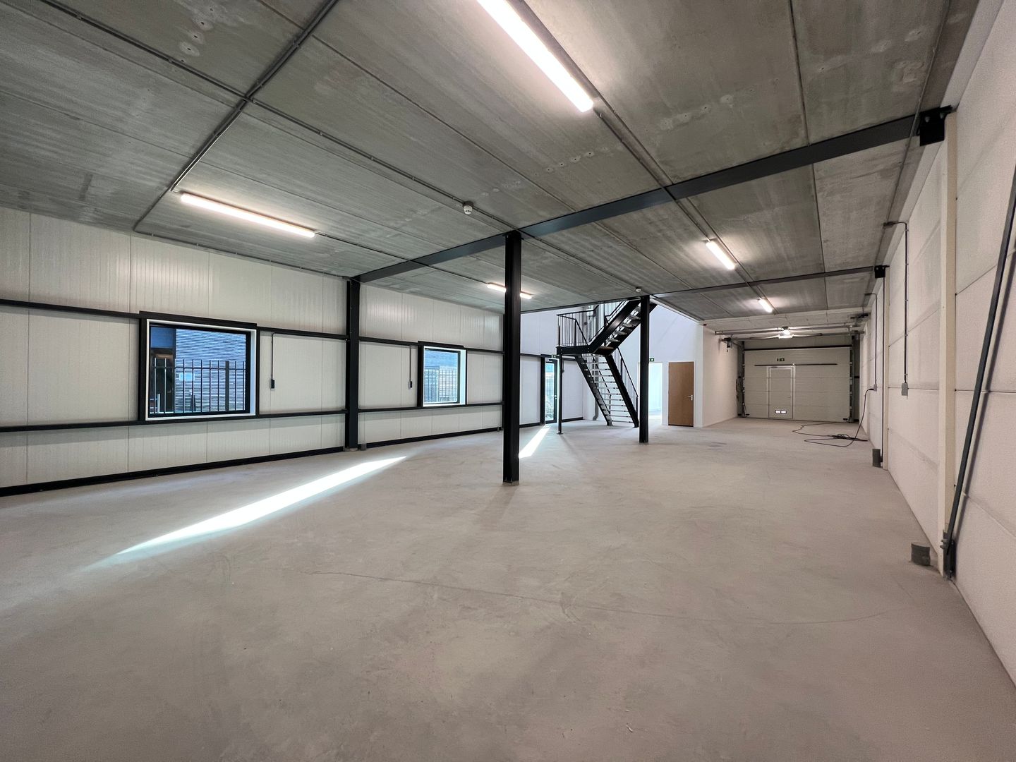 View photo 4 of Laan van Europa 360