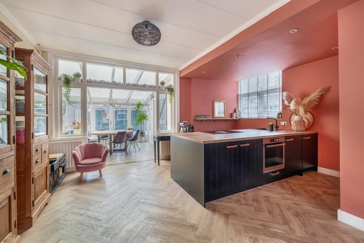 Foto 12 van Julianastraat 38