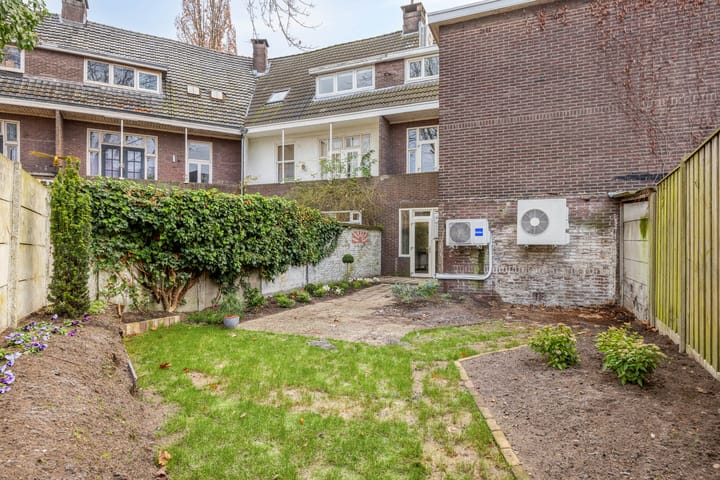 Foto 33 van Pastoor Dijkmansstraat 24