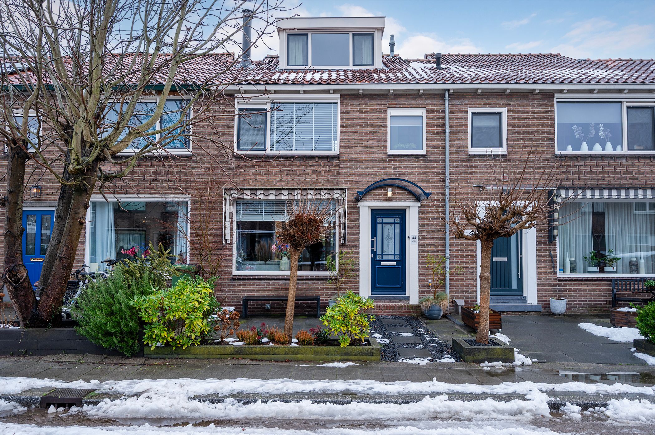 Buying a house in The Netherlands., Cort van der Lindenstraat 44