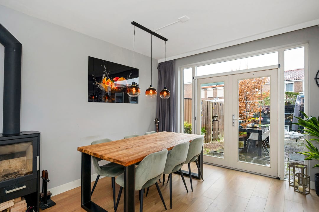 Photo 8 of Cort van der Lindenstraat 44