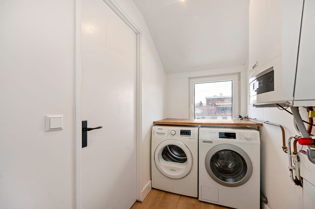 Photo 26 of Cort van der Lindenstraat 44