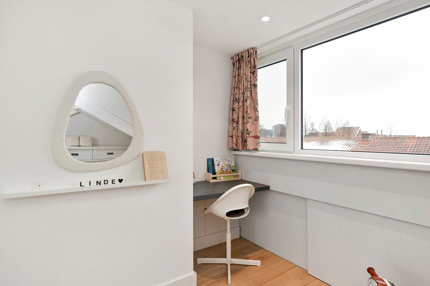 Photo 29 of Cort van der Lindenstraat 44
