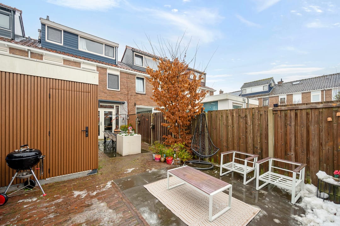 Photo 32 of Cort van der Lindenstraat 44