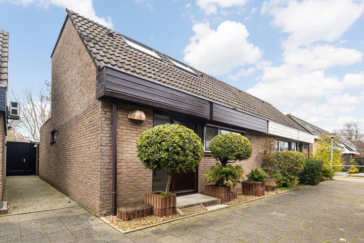 Photo 1 of Warande 18