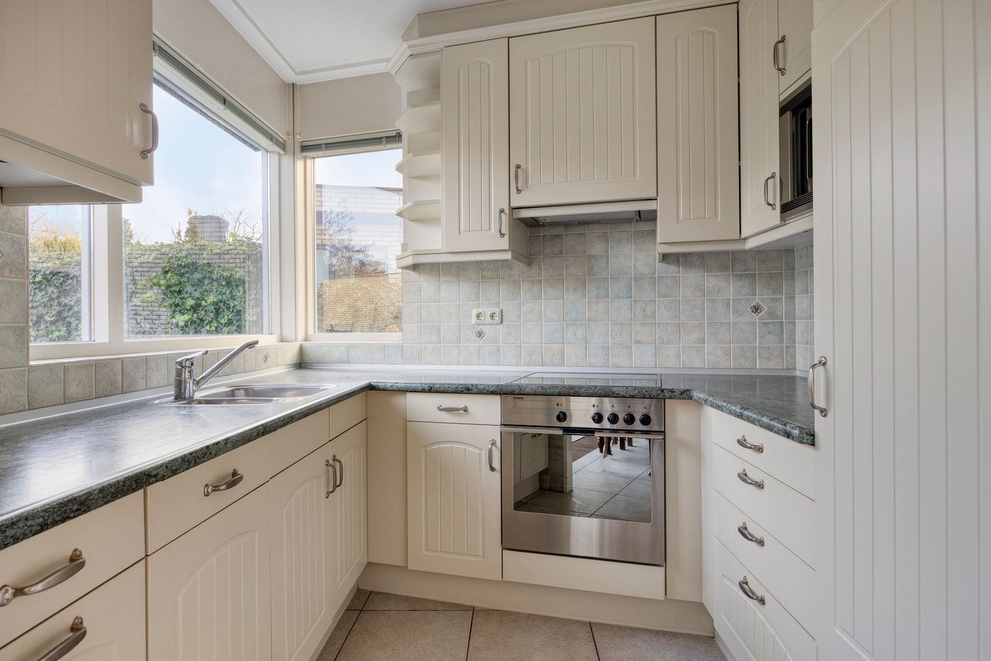 Foto 4 van Vliegezwam 3