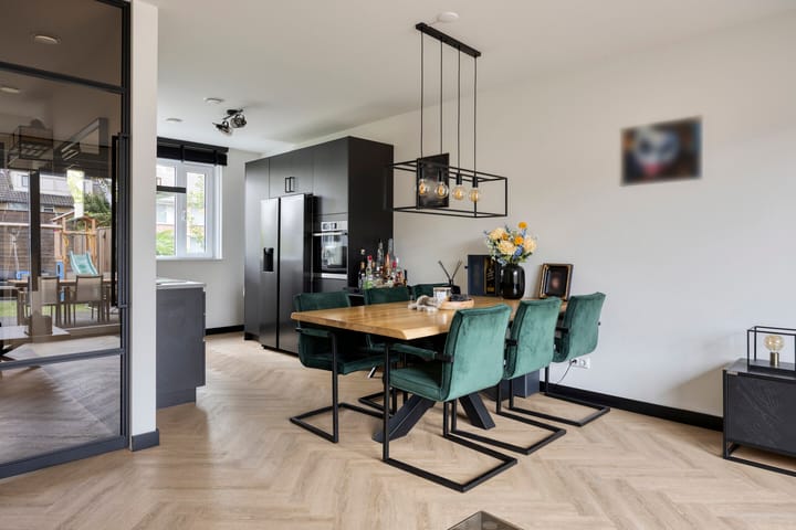 Foto 6 van Baron van Hallstraat 20