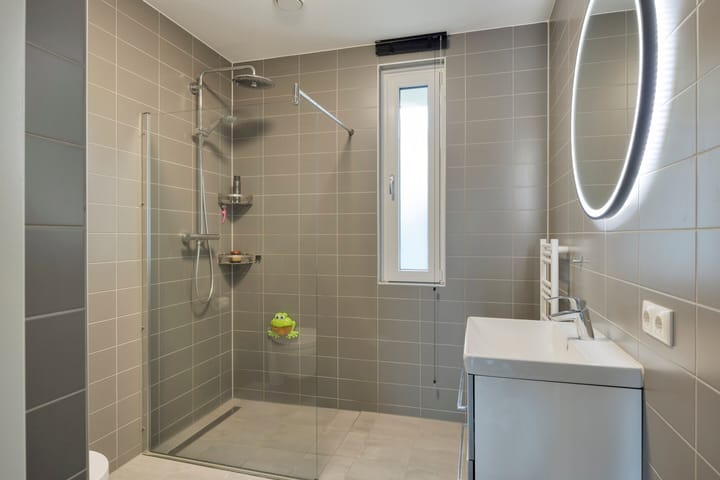 Foto 18 van Baron van Hallstraat 20